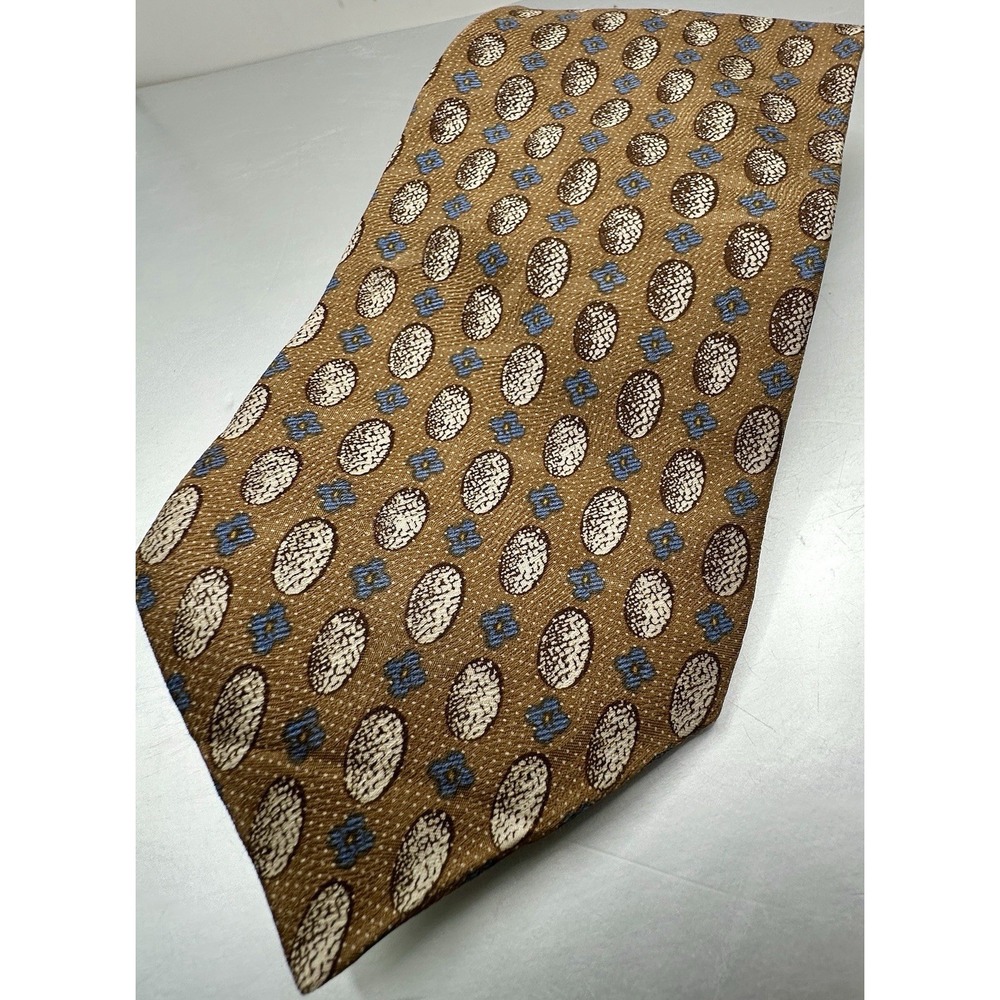 Woodward Gold Blue Medallion 100% Silk‎ Necktie Made in USA Classic